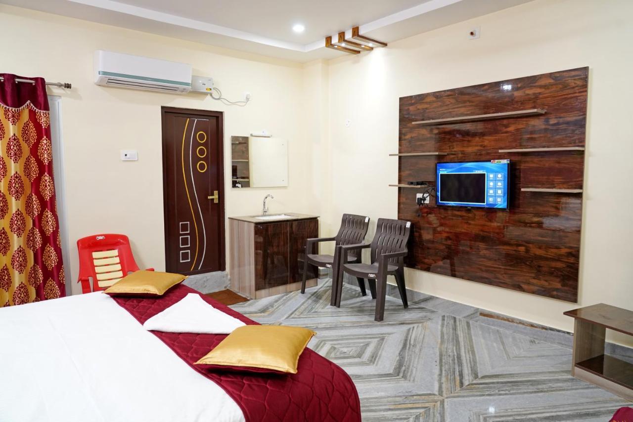 Devansh Bhanu Residency Dbr Калахасти Экстерьер фото