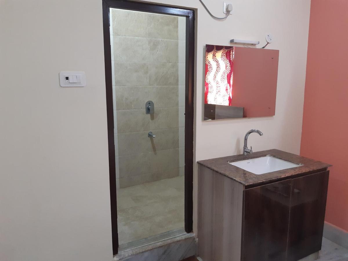 Devansh Bhanu Residency Dbr Калахасти Экстерьер фото