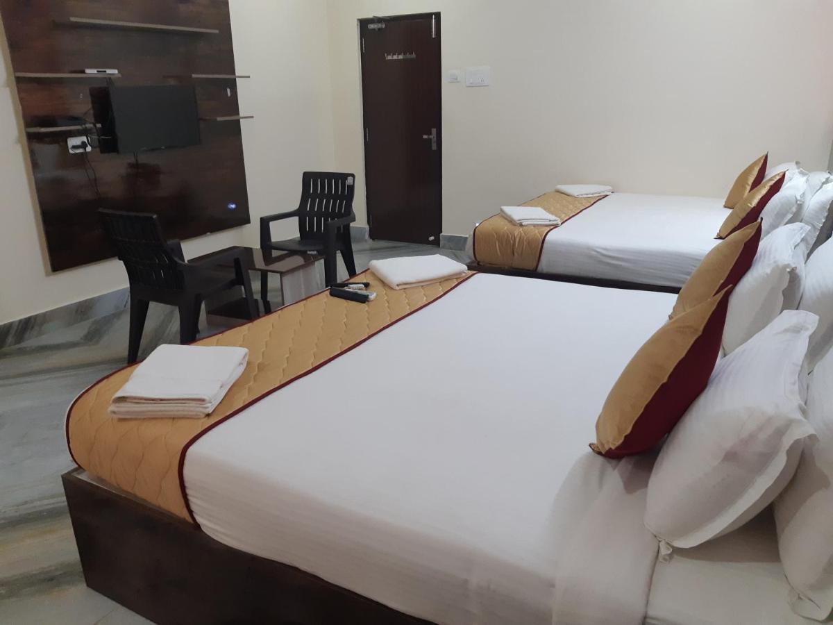 Devansh Bhanu Residency Dbr Калахасти Экстерьер фото